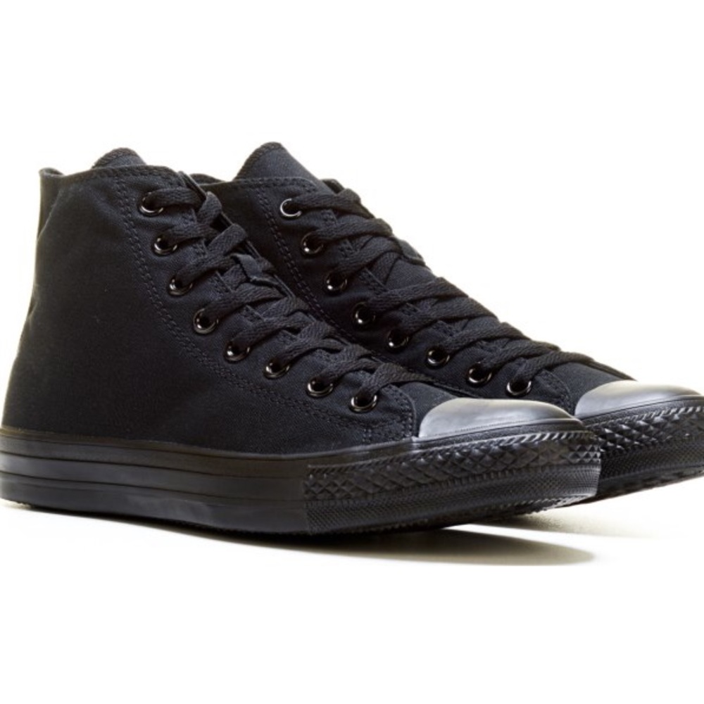 UNISEX HIGH TOP BLACK CONVERSE ALL STAR